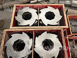 Portes de service à accès facile pour l'inspection et le nettoyage interne de la machine à broyer à double arbre - Product Image 5