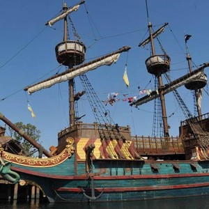 Modèle de <span class=keywords><strong>bateau</strong></span> <span class=keywords><strong>pirate</strong></span> en <span class=keywords><strong>bois</strong></span> décoratif de style antique sur mesure de 2 m pour accessoires de photographie - Product Image 5