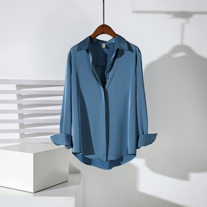Chemisier professionnel élégant en satin <span class=keywords><strong>rouge</strong></span> haut de gamme pour <span class=keywords><strong>femme</strong></span>, à manches longues, infroissable, idéal pour le bureau, nouvelle collection printemps-automne - Product Image 5
