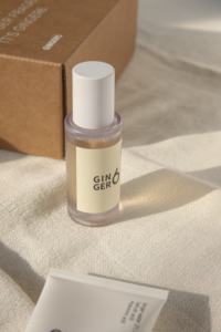 Ginger6 Hydratant Sérum de neige blanche avec des peptides de niacinamide Acide hyaluronique Anti-âge Vegan éclaircissant la peau - Product Image 2
