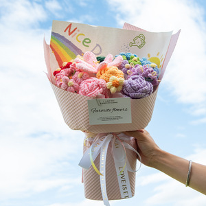 Bouquet d'été arc-en-ciel de roses, lys et feuilles en laine tricotée, tissé à la main, écologique, cadeau de Saint-<span class=keywords><strong>Valentin</strong></span>, <span class=keywords><strong>déclaration</strong></span> d'amour - Product Image 1