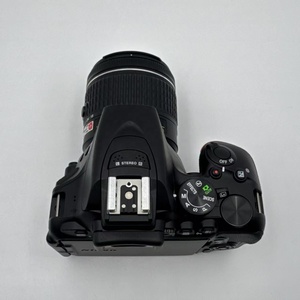 Vente en gros d'appareils photo reflex numériques <span class=keywords><strong>Nikon</strong></span> <span class=keywords><strong>D5600</strong></span> d'occasion, originaux, avec objectif 18-55 mm VR, 24,2 MP, SnapBridge, Bluetooth, écran tactile, qualité supérieure, reconditionnés, pour la revente - Product Image 4