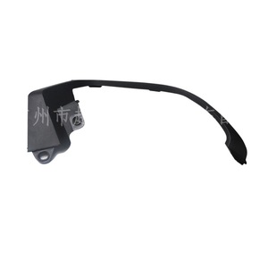 Soporte de escape del parachoques trasero Toyota 71519-TVA-A10 71514-TVA-A10 Izquierdo y Derecho 2018 2019 2020 - Product Image 2
