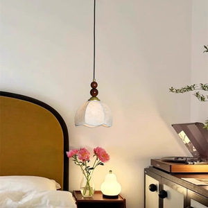 Grand lustre moderne de luxe Nouveau design Lampes suspendues classiques avec abat-jour ovale en feutre Base E12 Décoration suspendue pour la maison - Product Image 2