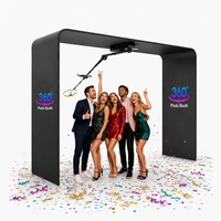 Machine de cabine vidéo 360° automatique avec caméra rotative et anneau lumineux pour location événementielle (mariages, fêtes)