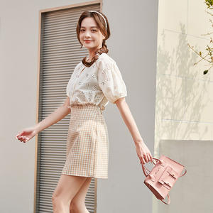 กระเป๋าถือผู้หญิงทรงสวยทันสมัยลายหนังงูแบบสะพายข้าง  วัสดุ PU พร้อมซิปปิดและซับใน PVC - Product Image 3