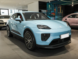 SUV Híbrido <span class=keywords><strong>Enchufable</strong></span> Compacto y Dinámico <span class=keywords><strong>Macan</strong></span> - Product Image 3