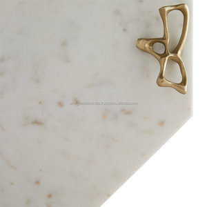 Nouveau design Plateau de service en marbre blanc Forme abstraite Plateaux de service en marbre Vente en gros Fabricant de plateaux en marbre classique de créateur - Product Image 4