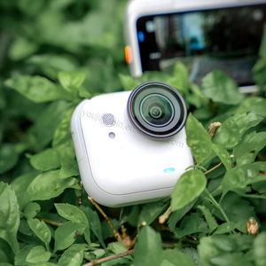 Caméra d'action <span class=keywords><strong>Insta360</strong></span> <span class=keywords><strong>GO</strong></span> Ultra Pocket 4K originale, caméra de plongée, vlog, cyclisme, course à pied, caméra familiale, noir/blanc, pack familial - Product Image 2