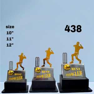 Meilleur trophée de cricket pour lanceur avec figurine dorée de lanceur – Prix de championnat sportif haut de gamme pour tournoi et match de cricket - Product Image 1