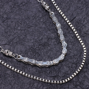 yueli Double Layered Metal Pants Chain With <b>Skull</b> And Cross Pendant Tibetan Silver Waist Chain For Hip Hop Casual Style - Product Image 3