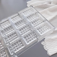 Moule en polycarbonate en forme de rectangle pour faire des bonbons au chocolat en plastique transparent personnalisé petite rangée de blocs moules à barre de chocolat
