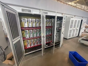 Onduleurs VFD à entraînement CA moyenne haute tension 6kV/10kV réduits EMI pour fours de fusion d'aluminium Soulagement du stress du moteur MV et HV - Product Image 2