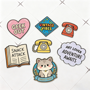 Fournisseur fiable de badges métalliques personnalisés, style vintage, finition bronze antique, épingles à logo personnalisées pour les acheteurs étrangers - Product Image 1