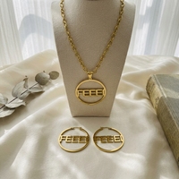 Vente en gros usine : Ensemble de bijoux tendance pour femme en acier inoxydable, plaqué or 18 carats, collier et boucles d'oreilles, étanche PVD, idéal pour les fêtes