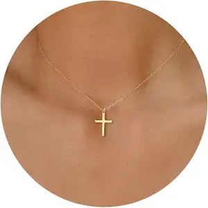 Colar de cruz, colar banhado a ouro 14K Cruz requintado, colorido e não alérgico, colar da moda feminina