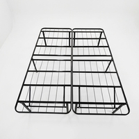Cadre de lit à baldaquin Queen Size en métal, escamotable et gain de place, pour appartements urbains multifonctionnels à une pièce