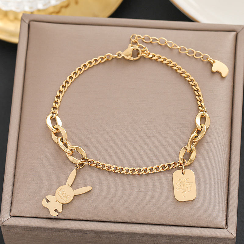587 gold