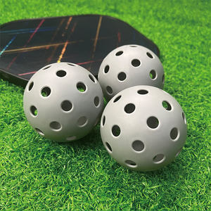 Orbia Sports Randlose Hochwertige Tragbare 40-Loch Outdoor-Unterhaltungs-Pickleballbälle mit PP-Kern, 74mm, für Erwachsene - Product Image 6