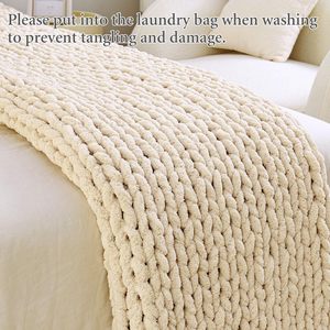Nouvelle arrivée : <span class=keywords><strong>Couverture</strong></span> moderne en tricot de fil chenille épais, polyester doux et confortable, résistante à la décoloration, pour la décoration de la maison - Product Image 5