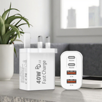 Penjualan terlaris steker UK penjualan 5V8A 40W 4 port pengisi daya dinding USB Charger PD fungsi Laptop kompatibel CE ROHS FCC disetujui