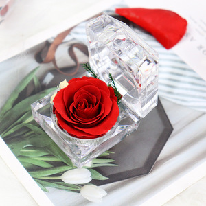 <span class=keywords><strong>Rosas</strong></span> <span class=keywords><strong>Preservadas</strong></span> Populares en el Mercado Europeo en <span class=keywords><strong>Mini</strong></span> Cajas de Anillo de Acrílico para el Día de San Valentín - Product Image 5