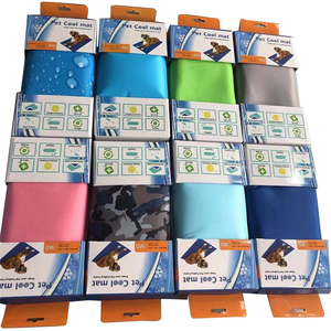Coole Pet <span class=keywords><strong>Pad</strong></span> Kühl matte Geeignet für Hunde und Katzen Geeignet für alle Arten von Haustieren Wasch bar und tragbar Halten Sie Ihr Haustier kühl - Product Image 3
