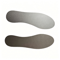 Semelle intérieure en fibre de carbone durable, découpée par CNC pour équipement sportif haute performance