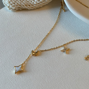 Collar con borlas de estrella de luna de circonita cúbica chapado en oro de 18 quilates personalizado collar de luna de Plata de Ley 925 - Product Image 2