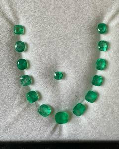 Pierres précieuses en vrac, émeraudes naturelles ovales / en forme de poire / taillées en émeraude, pierres précieuses authentiques en vrac de différentes qualités - Product Image 2