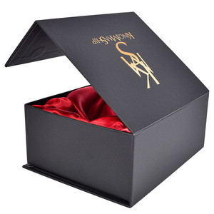 Boîtes cadeaux magnétiques noires de luxe pour les soins de la peau des hommes, emballage de haute qualité pour crème exfoliante, cire pour cheveux, parfum avec doublure en éponge - Product Image 6