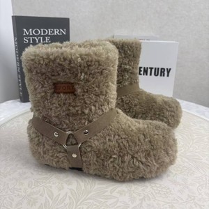 <span class=keywords><strong>Bottes</strong></span> d'hiver pour femmes en fourrure avec boucles de ceinture, <span class=keywords><strong>bottes</strong></span> courtes en polaire doublées de fourrure, chaussures épaisses et chaudes en coton, <span class=keywords><strong>bottes</strong></span> chaudes en peluche à la cheville - Product Image 4