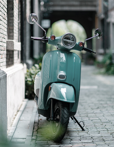 Moped électrique classique Yadea EEC 72V 40AH 3000W, style rétro, scooter électrique vintage, moto - Product Image 2
