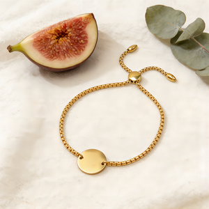 Pulsera <span class=keywords><strong>de</strong></span> Disco Redondo con Moneda, Chapada en Oro PVD <span class=keywords><strong>de</strong></span> 18K, Acero Inoxidable, Grabado Láser Personalizado con Inicial, Joyería Unisex al por Mayor - Product Image 2