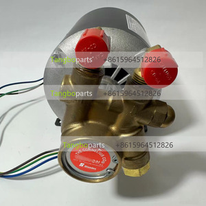 Pièces détachées pour machine à cola : Moteur de surpression 230V 249W et tête de pompe à eau pour machines à cola et à granita CORNELIUS – Pièces de rechange - Product Image 4