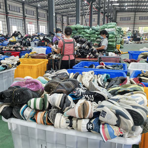 Vendita di liquidazione di fabbrica <span class=keywords><strong>scarpe</strong></span> da <span class=keywords><strong>basket</strong></span> di seconda mano <span class=keywords><strong>scarpe</strong></span> sportive di marca di moda Casual collezione estiva in pelle scamosciata gomma EVA - Product Image 2