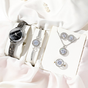 Fashion Temperament Luxury Set Face Stainless Steel Strap Quartz Watch Pointer Rhinestone Pendant Bracelet - Product Image 3