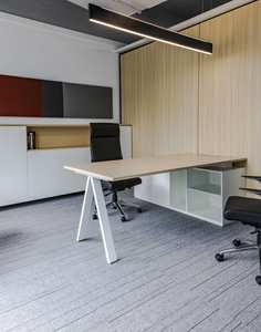 2025 Best Modern Steel Executive Office Desk Durable New <strong>Industrial</strong> Workstation Furniture Minimalist <strong>Design</strong> - Product Image 4
