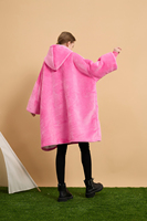 Winter-TV-Kapuzendecke aus Sherpa-Fleece, Flauschiger Übergroßer Riesensweatshirt-Decke für Erwachsene