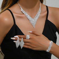 Nouvel ensemble de bijoux de mariage vintage pour femme, accessoires de mariée, collier, boucles d'oreilles et bracelet en cristal et strass argentés