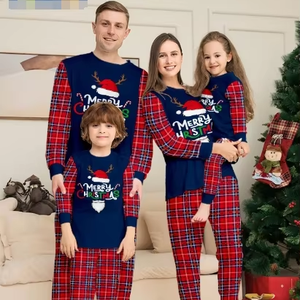 Pijamas de Natal para Toda a Família, Novo Design 2026: Vermelho Xadrez, Roupas de Dormir para Mulher, Homem, Crianças e Bebês - Product Image 1