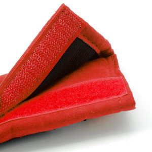 Housse de ceinture de sécurité de voiture rouge Modèle CC3/R Coupe précise pour des performances optimales - Product Image 2