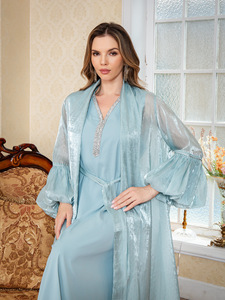 Conjunto de Dos Piezas con Cuentas y Pedrería, Vestido de Noche Largo de Lujo con Tela Brillante, Venta al Por Mayor de Fábrica, Personalización Disponible - Product Image 5