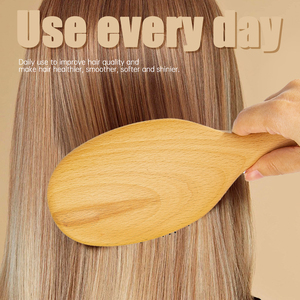 Cepillo de pelo de paleta de madera para masaje de nailon con cerdas de jabalí naturales ecológicas con logotipo personalizado, cepillo desenredante de madera para pelo grueso - Product Image 6