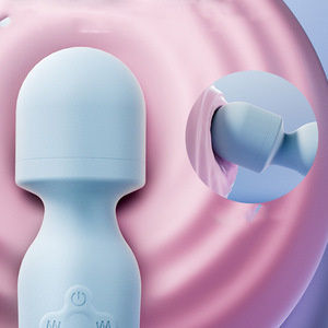 Vibrateur pour femmes simple à utiliser pour les débutantes, vibrateur clitoridien lubrifié avec un bouton de commande et une finition soyeuse - Product Image 1