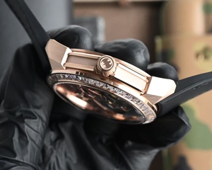 High Quality Skull <b>Mechanical</b> Movement <b>Watch</b> - Product Image 2
