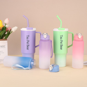 Vaso portátil de plástico degradado de viaje tripartito 3 en 1 para exteriores de 40oz con tapa de pajita con asa para beber directamente en el vaso - Product Image 2