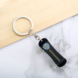Llavero de Metal con Diseño Creativo de Scooter Daisy, Estilo Hip-Hop, Colgante para Coche, Regalo Personalizado para Fiestas - Product Image 2