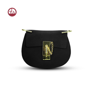 AH23 Venta caliente encantadora forma de tamaño pequeño de mujer de color caramelo jalea toda bolsa/bolsa de mano - Product Image 2