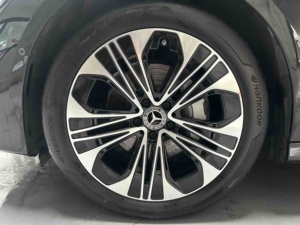 <span class=keywords><strong>Mercedes</strong></span>-Benz <span class=keywords><strong>E300</strong></span> L Luxe 2025 W214 Voiture d'occasion - Product Image 3